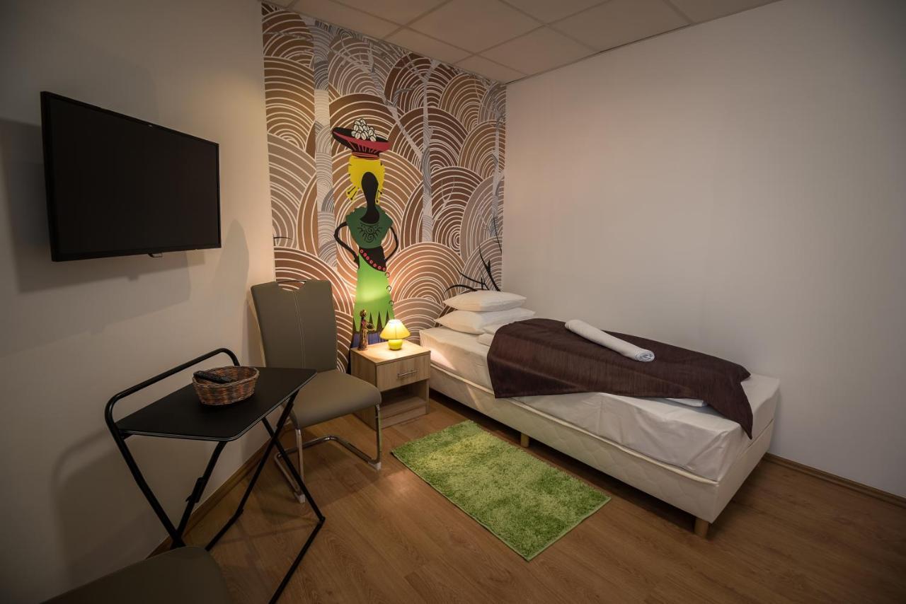 Mokka Apartman Szeged Exterior foto