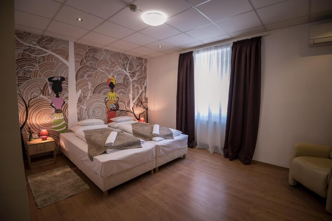 Mokka Apartman Szeged Exterior foto