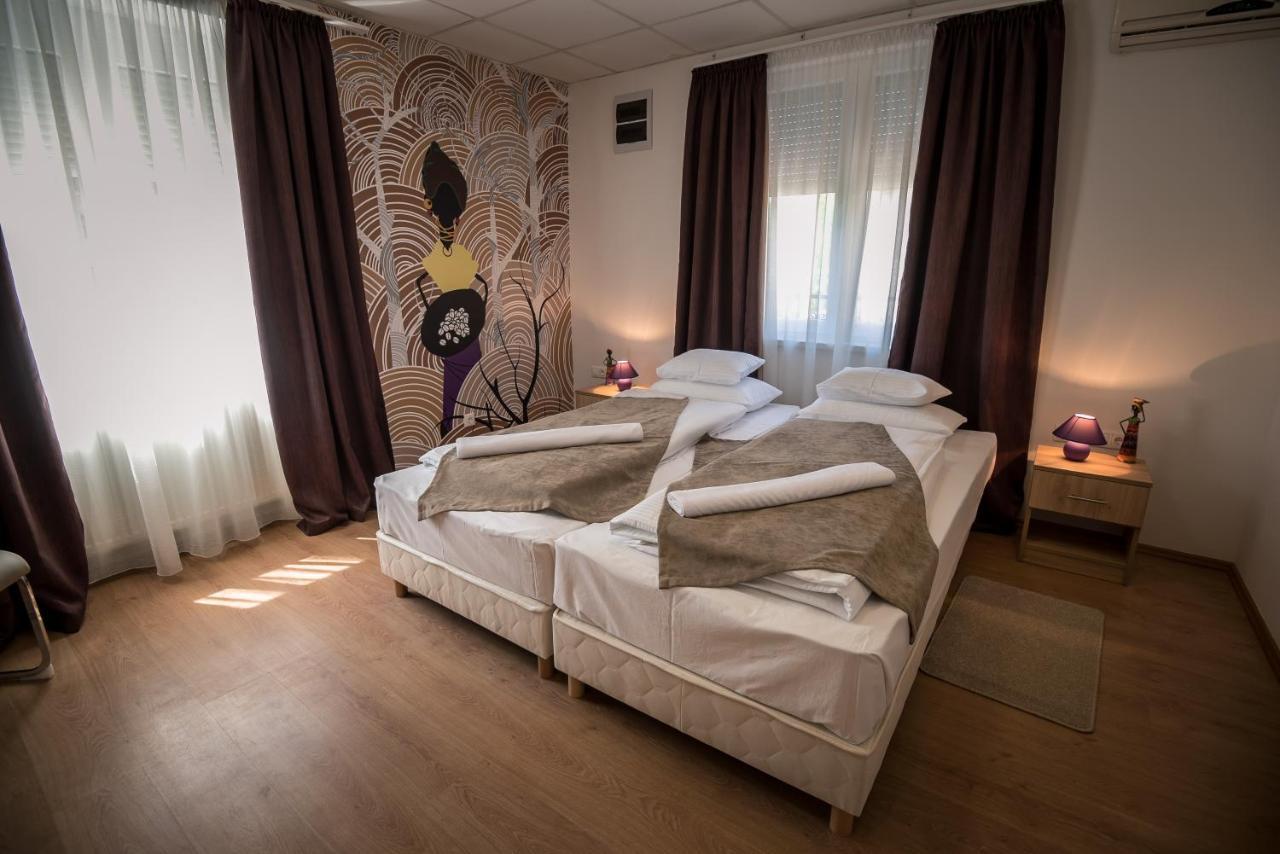 Mokka Apartman Szeged Exterior foto